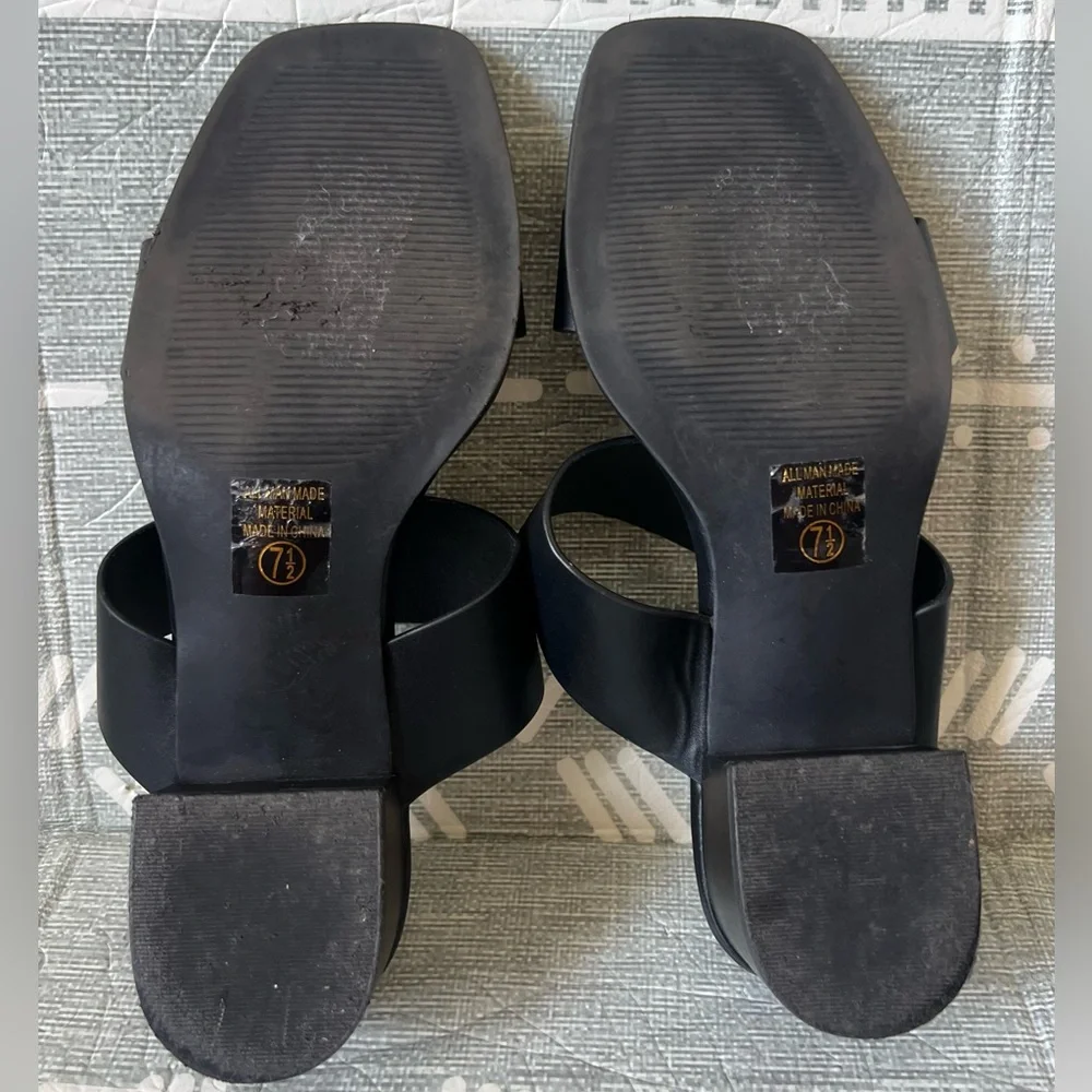 Cityclassified Black Women's Mule Sandals, Size 7.5 - Picture 8 of 8